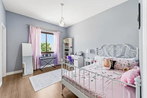 4 Bedrooms Villa in Mira 3