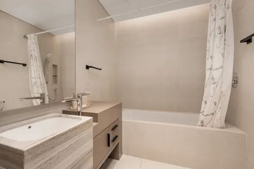 2 Bedrooms Apartment in Jumeirah Gate Tower 1