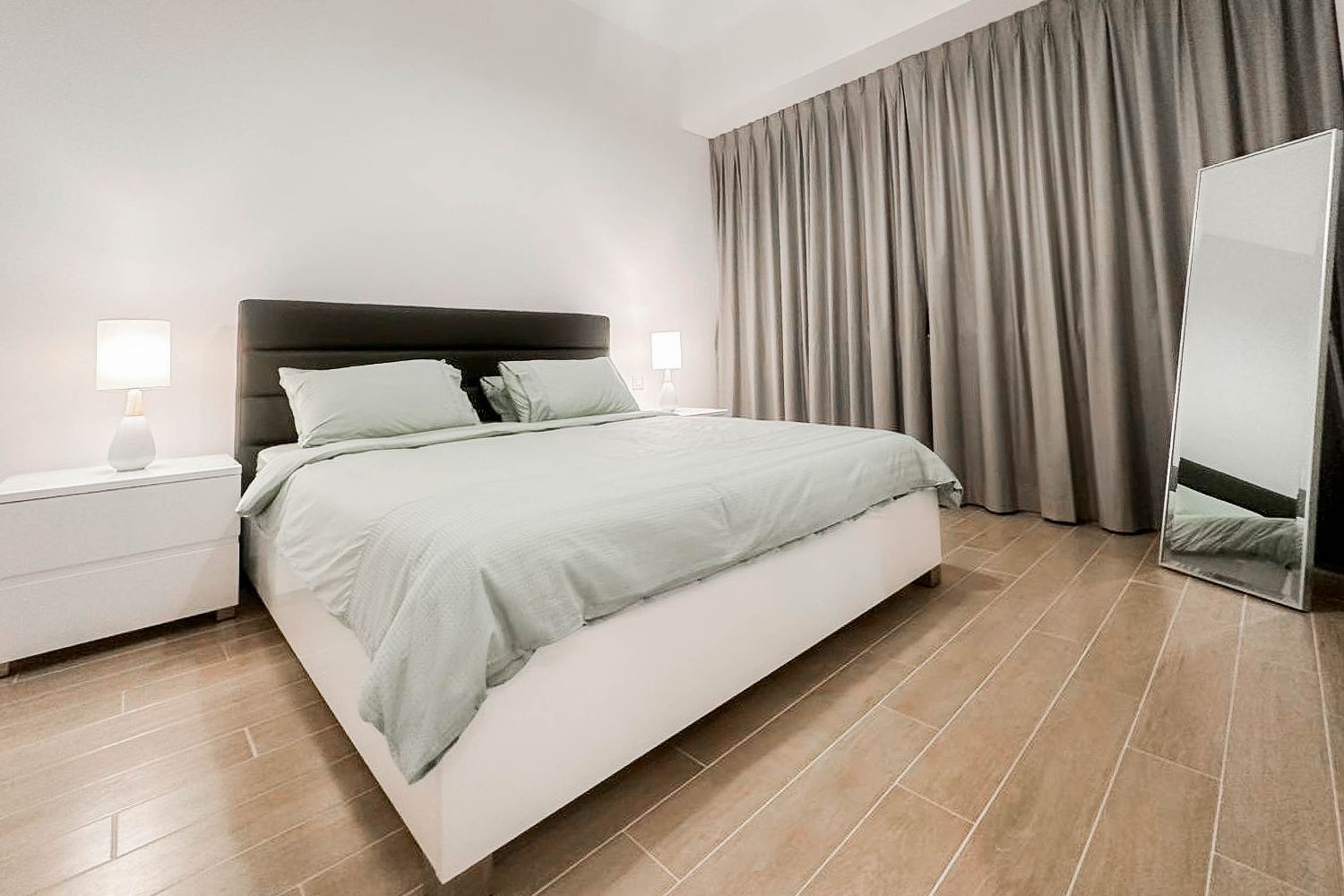 1 Bedroom Apartment in Mayan 1