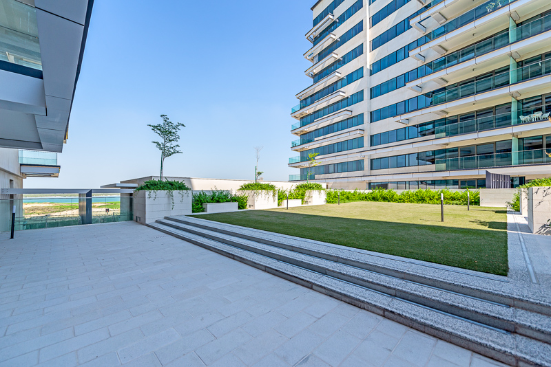 1 Bedroom Apartment in Mayan 1