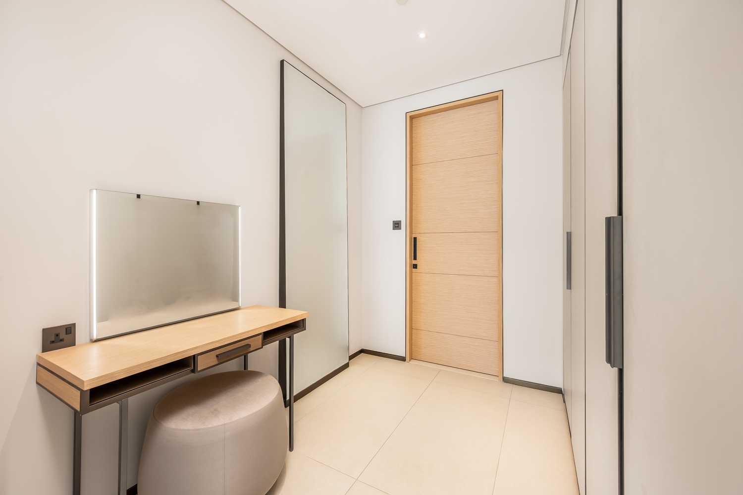 2 Bedrooms Apartment in Jumeirah Gate Tower 2