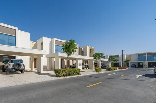 3 Bedrooms Villa in Nara