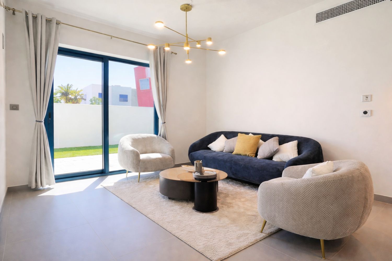 2 Bedrooms Townhouse in Noya Viva