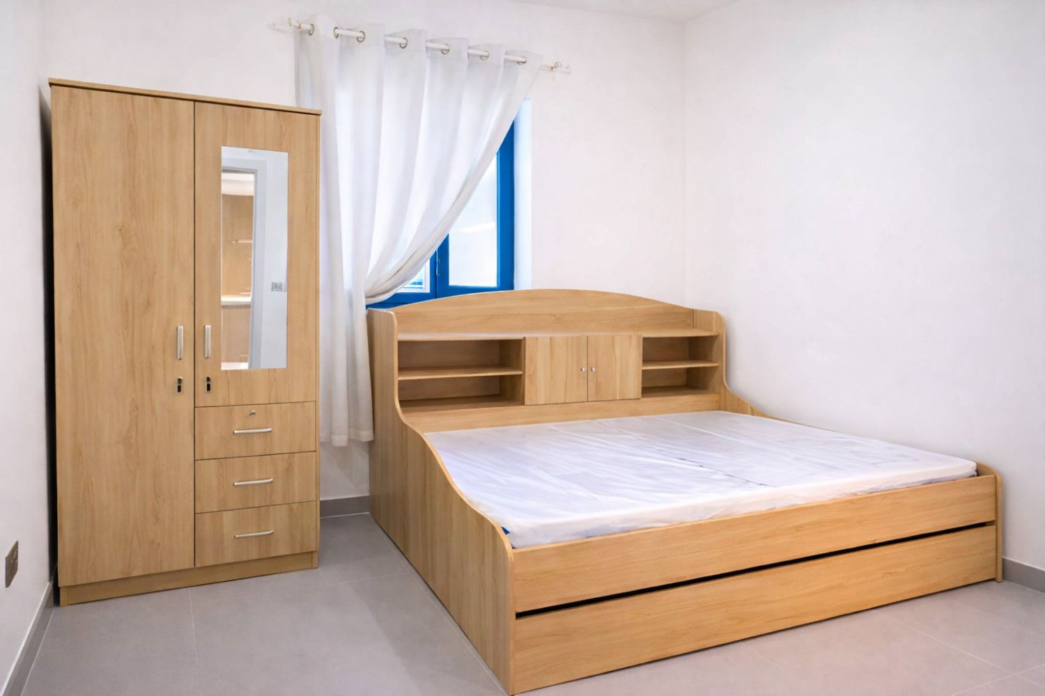 2 Bedrooms Townhouse in Noya Viva