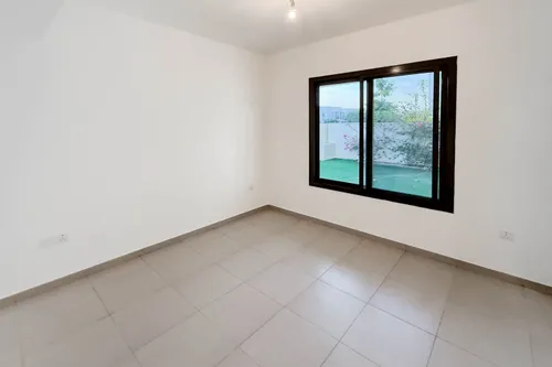 4 Bedrooms Townhouse in Noor Townhouses