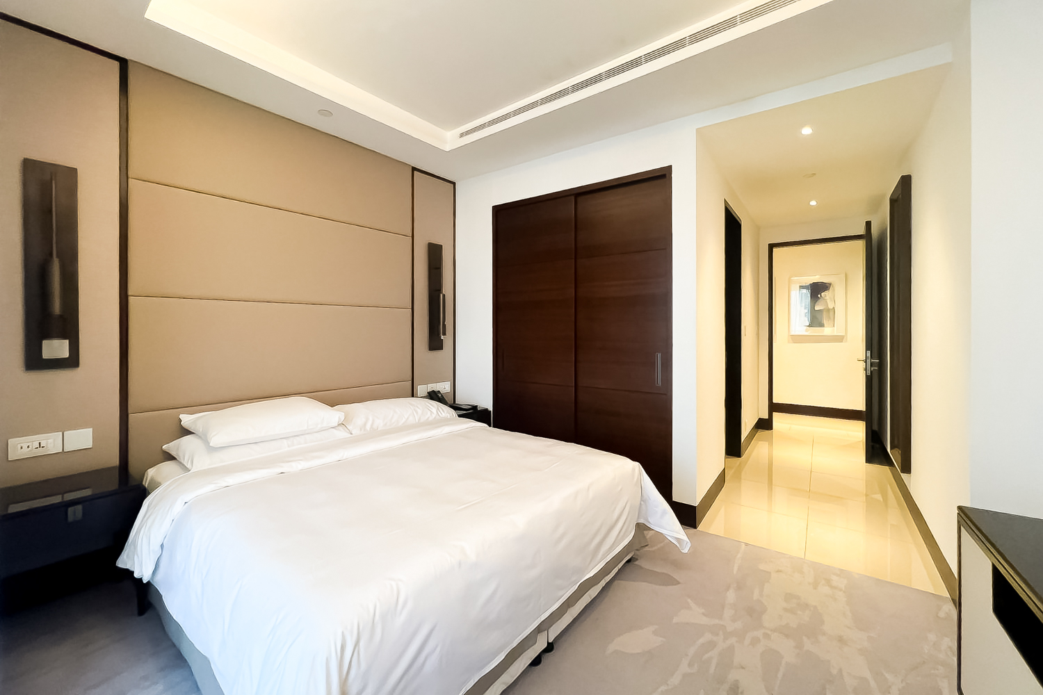 3 Bedrooms Apartment in The Address Sky View Tower 1