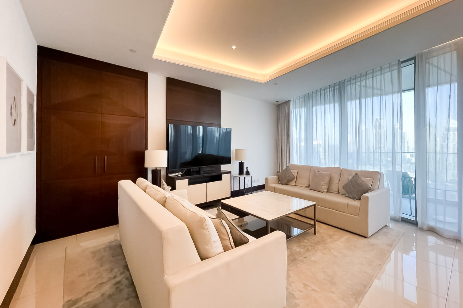 3 Bedrooms Apartment in The Address Sky View Tower 1