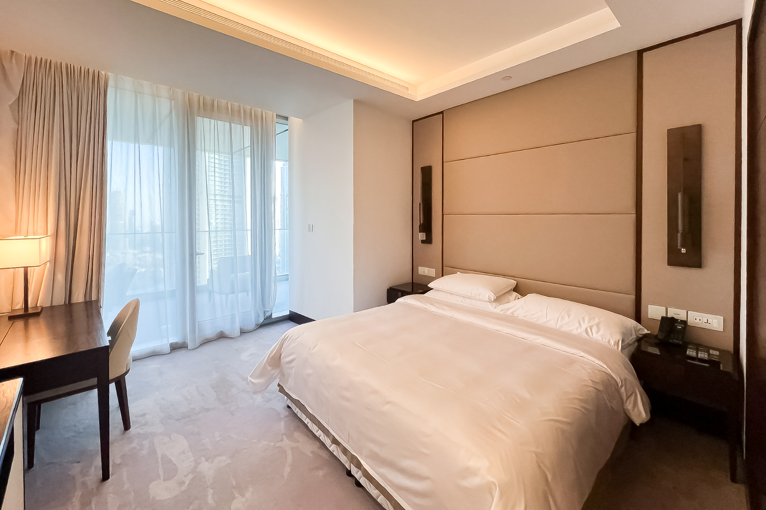 3 Bedrooms Apartment in The Address Sky View Tower 1