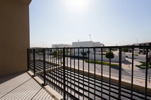 4 Bedrooms Townhouse in The Magnolias