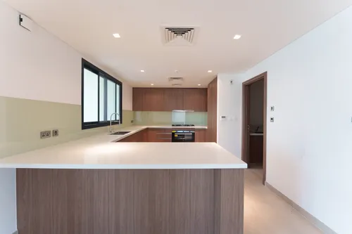 4 Bedrooms Townhouse in The Magnolias