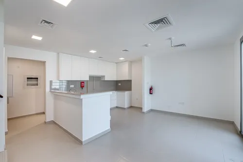 3 Bedrooms Townhouse in Noor Townhouses