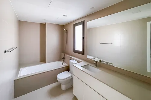 3 Bedrooms Townhouse in Sama Townhouses