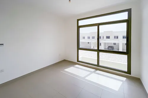 3 Bedrooms Townhouse in Sama Townhouses