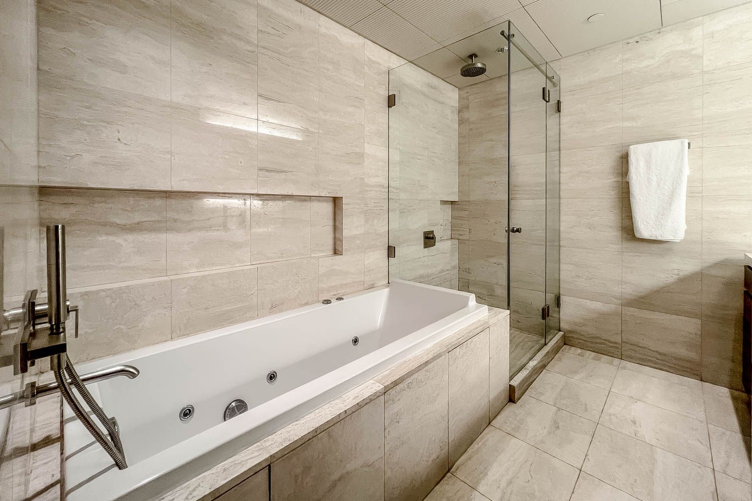 1 Bedroom Apartment in Burj Khalifa Zone 2B