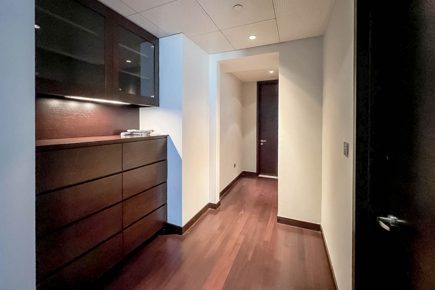 1 Bedroom Apartment in Burj Khalifa Zone 2B