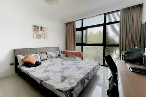 6 Bedrooms Villa in Longview