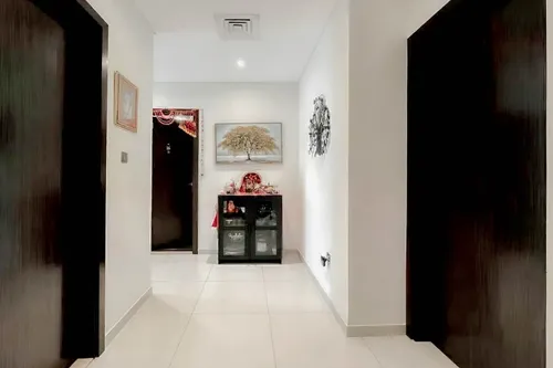 6 Bedrooms Villa in Longview