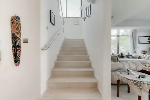 6 Bedrooms Villa in Longview