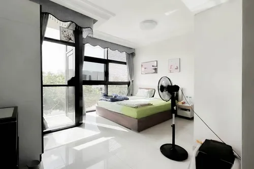 6 Bedrooms Villa in Longview