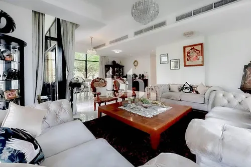 Beautifully Furnished I Single Row Villa