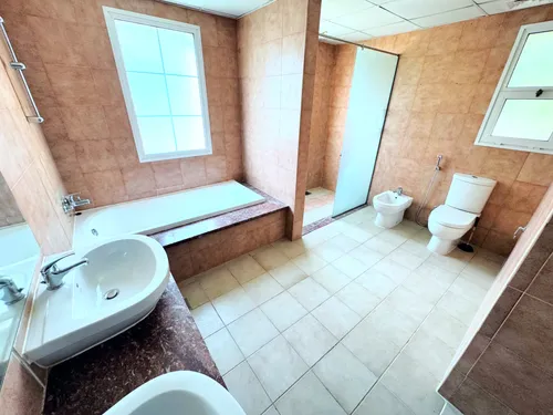 2 Bedrooms Villa in District 2D