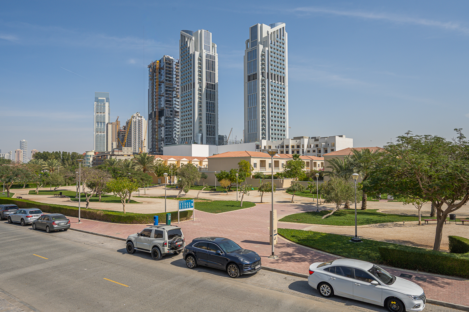 2 Bedrooms Villa in District 2D