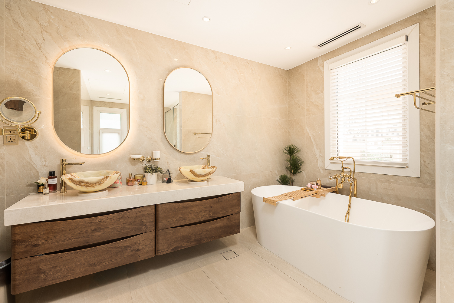 2 Bedrooms Villa in District 2D