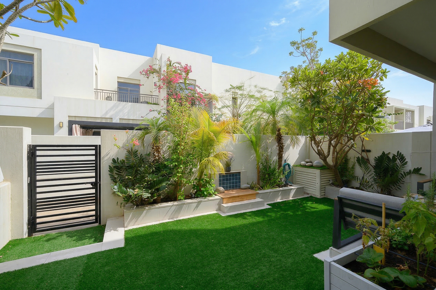 3 Bedrooms Townhouse in Noor Townhouses