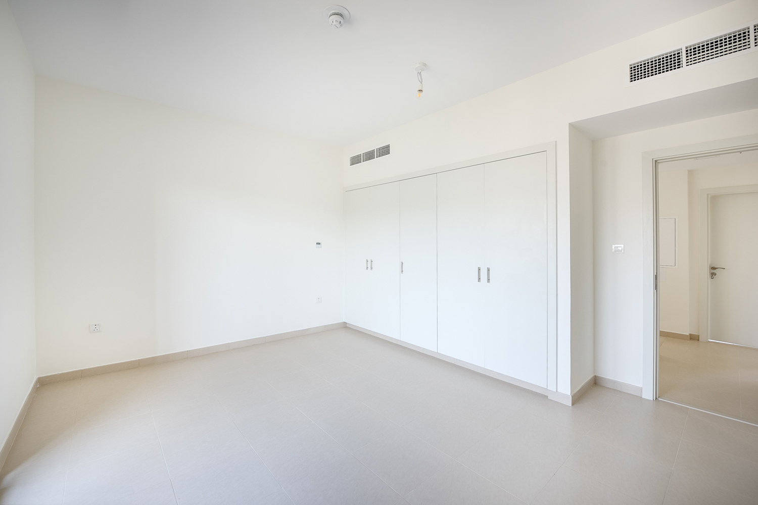 3 Bedrooms Townhouse in Noor Townhouses