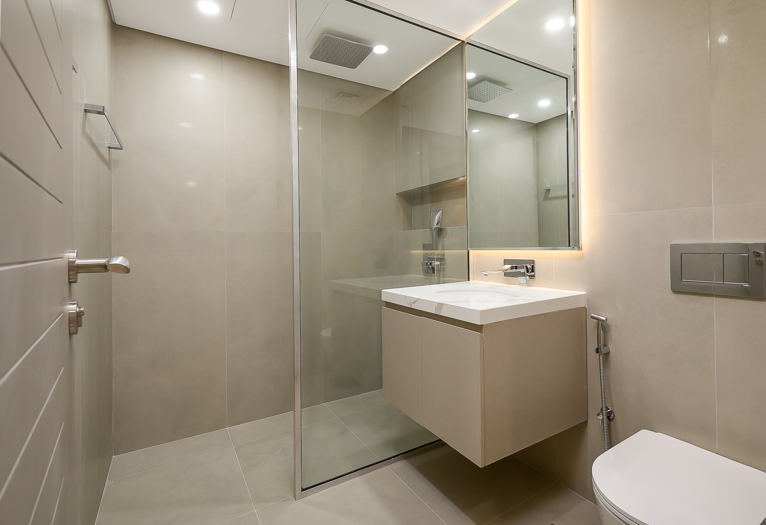 3 Bedrooms Apartment in Marina Homes