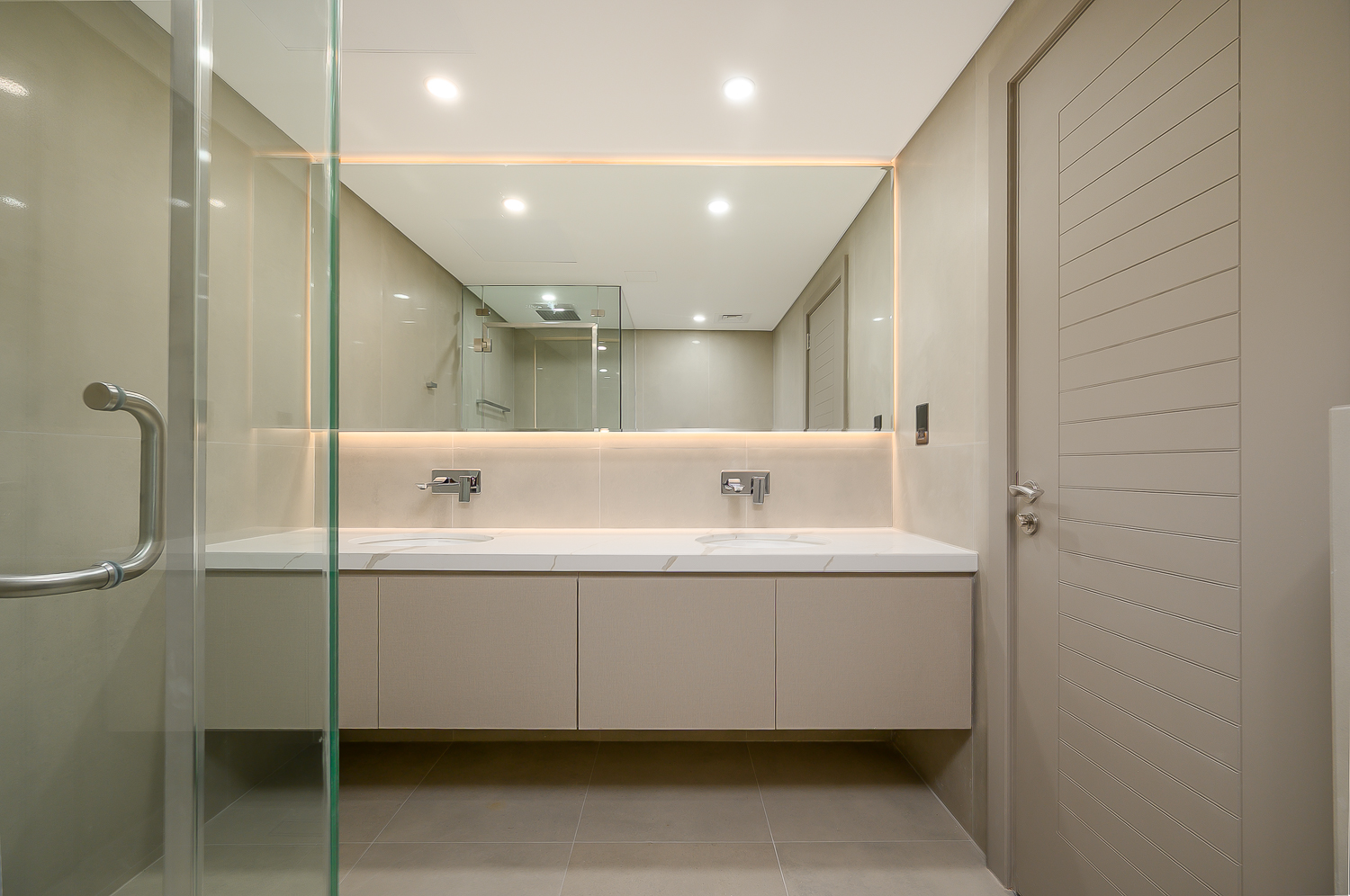 3 Bedrooms Apartment in Marina Homes