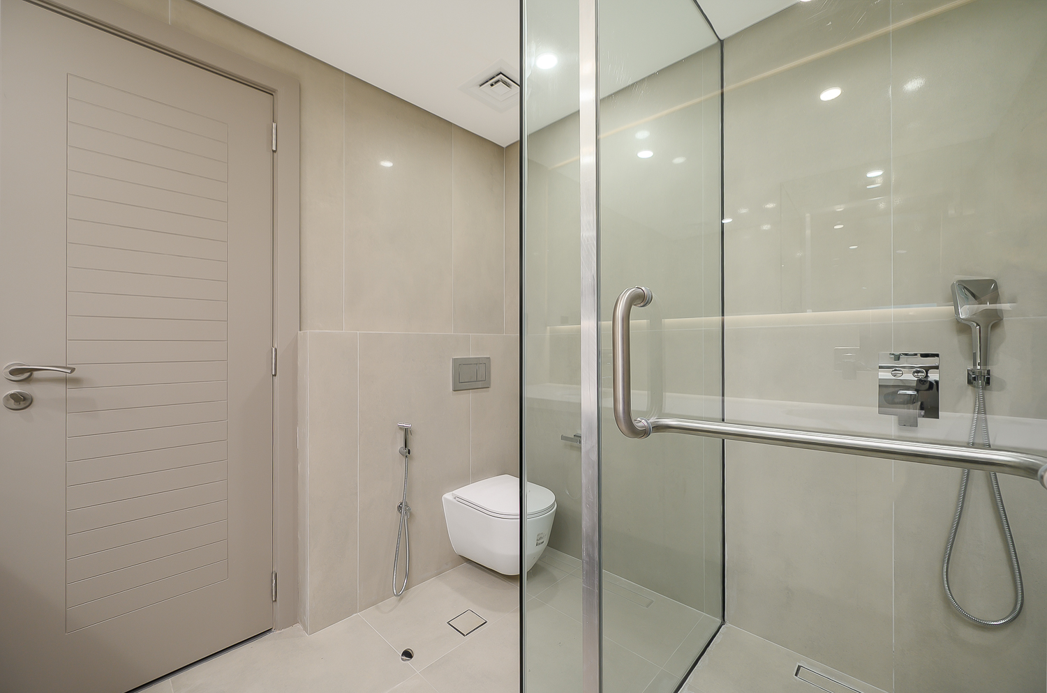 3 Bedrooms Apartment in Marina Homes