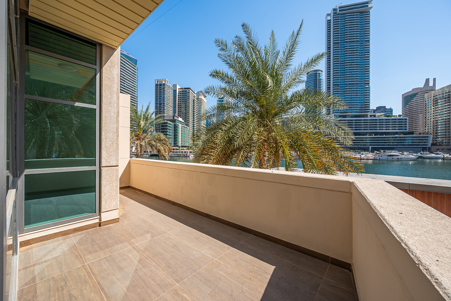 3 Bedrooms Apartment in Marina Homes