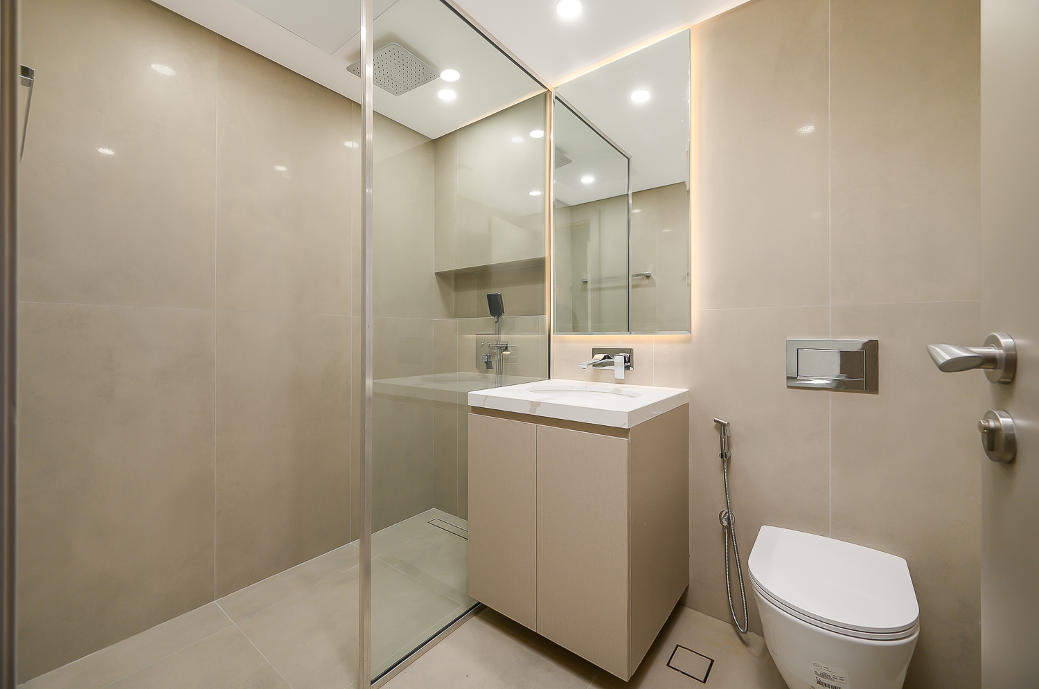 3 Bedrooms Apartment in Marina Homes