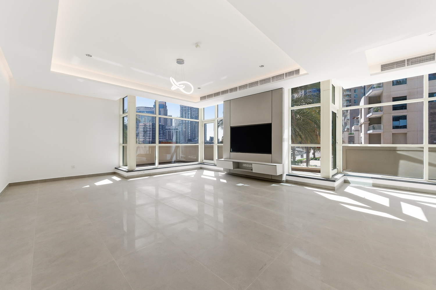 3 Bedrooms Apartment in Marina Homes