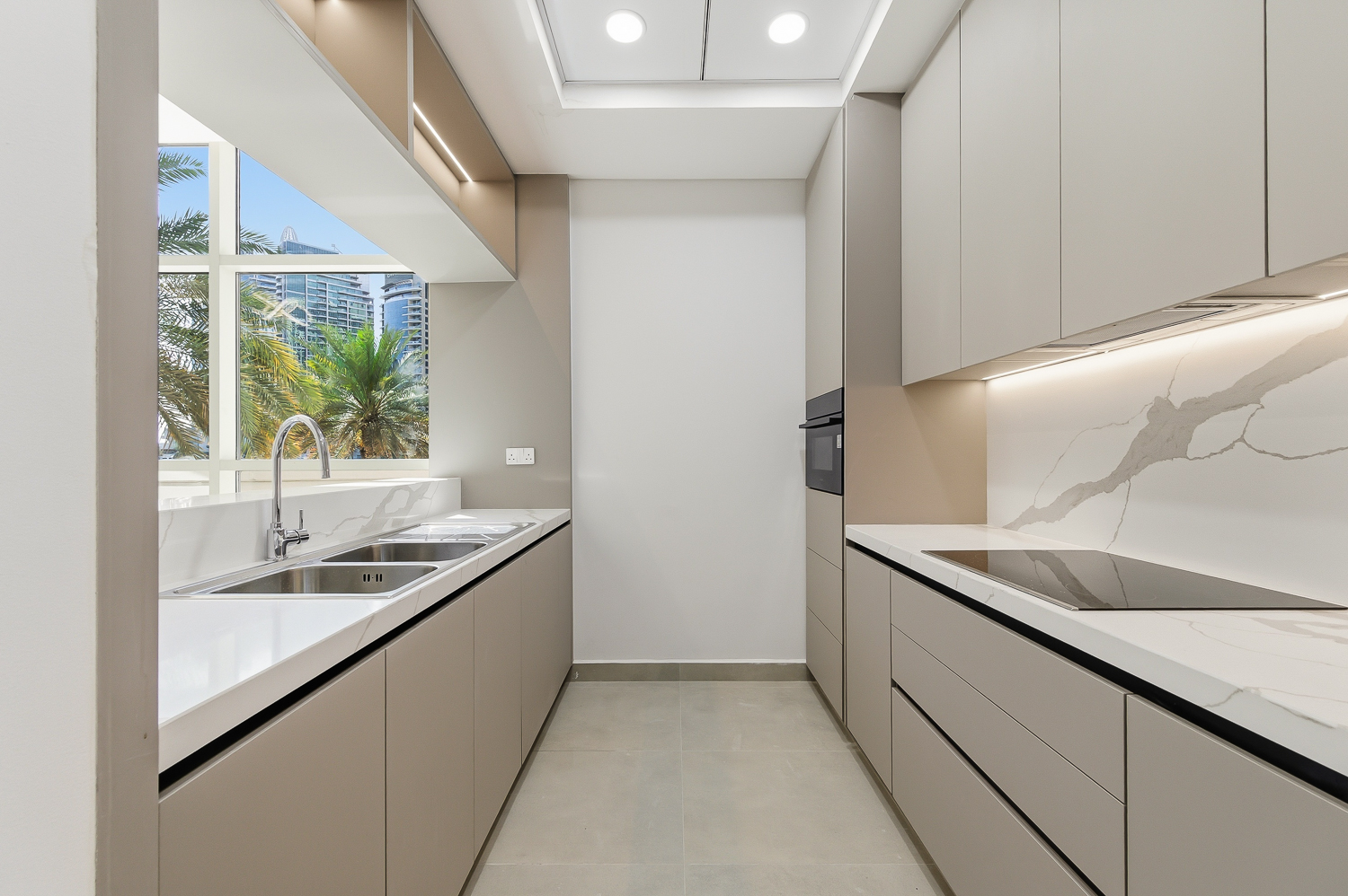 3 Bedrooms Apartment in Marina Homes