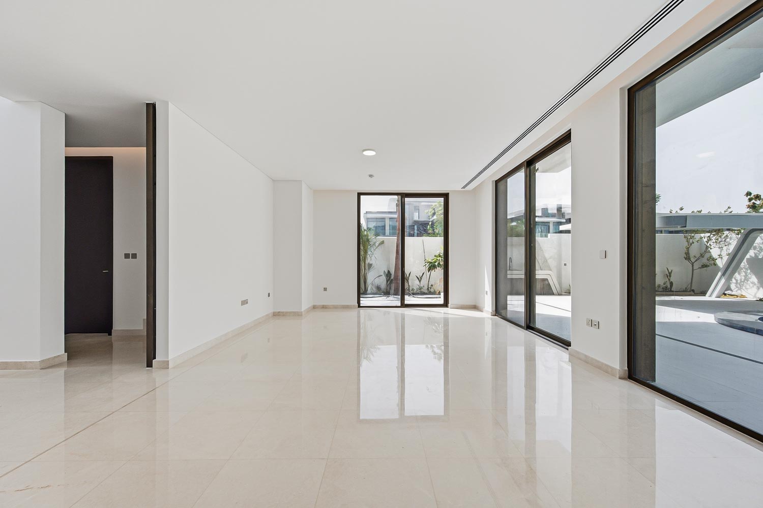 5 Bedrooms Villa in Palm Hills
