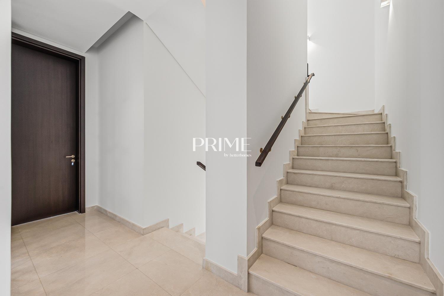 5 Bedrooms Villa in Palm Hills