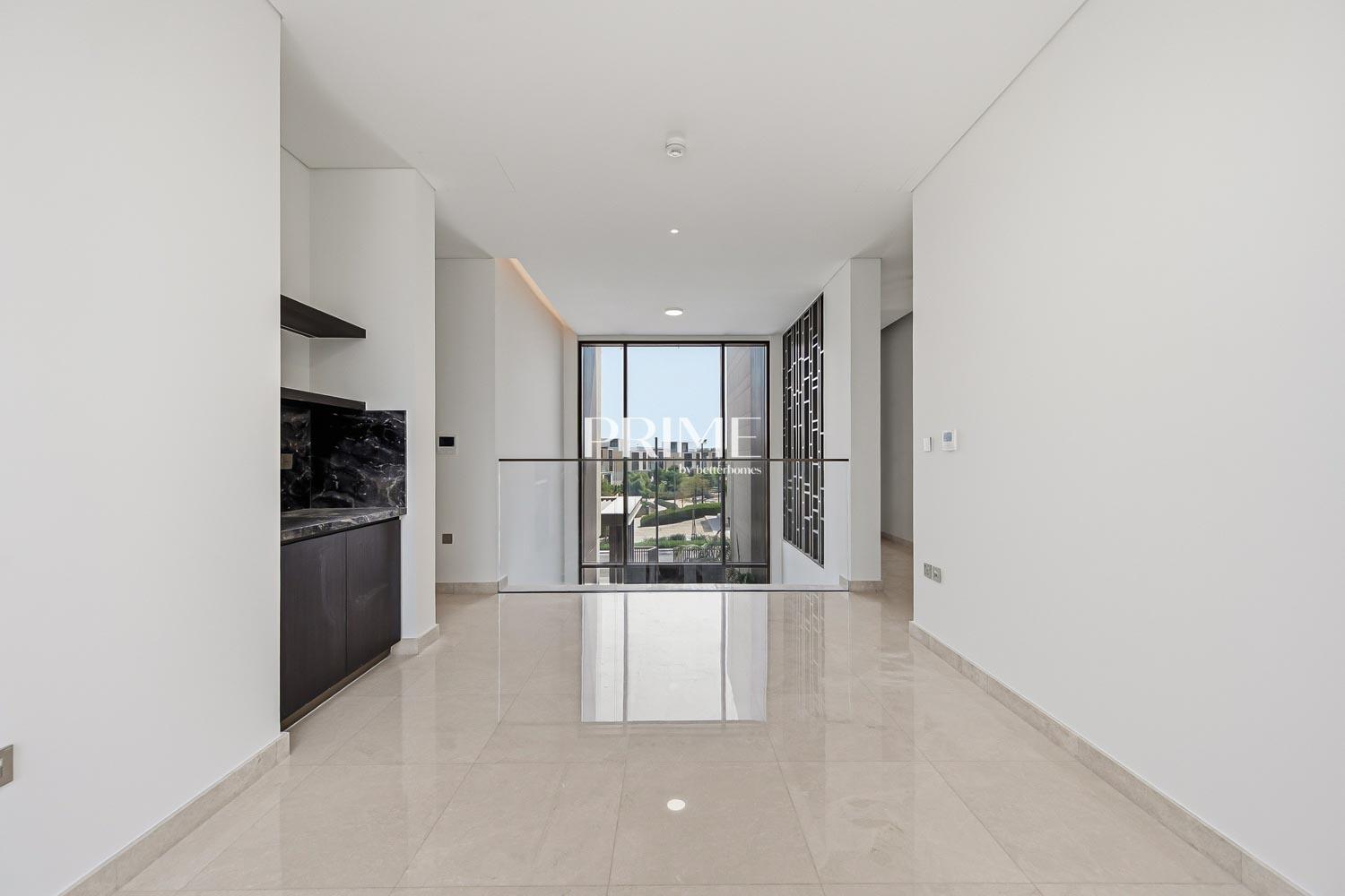 5 Bedrooms Villa in Palm Hills