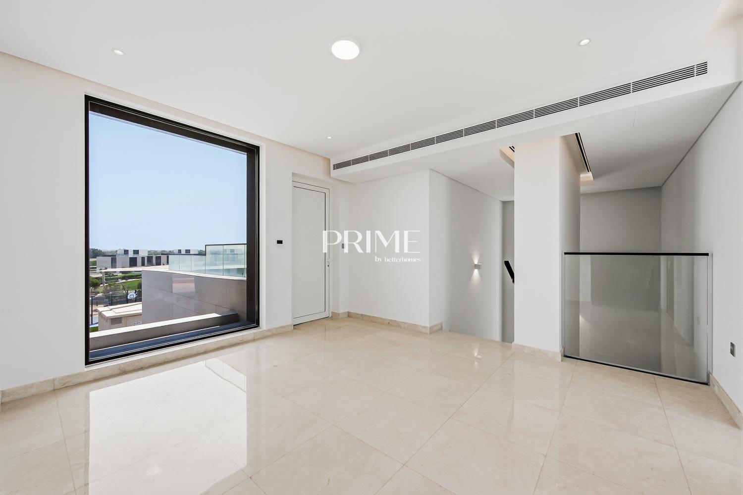 5 Bedrooms Villa in Palm Hills