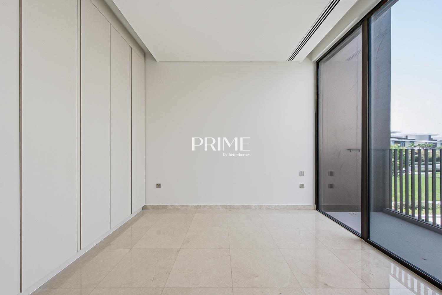 5 Bedrooms Villa in Palm Hills