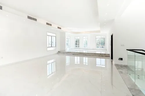5 Bedrooms Villa in Al Mizhar 2