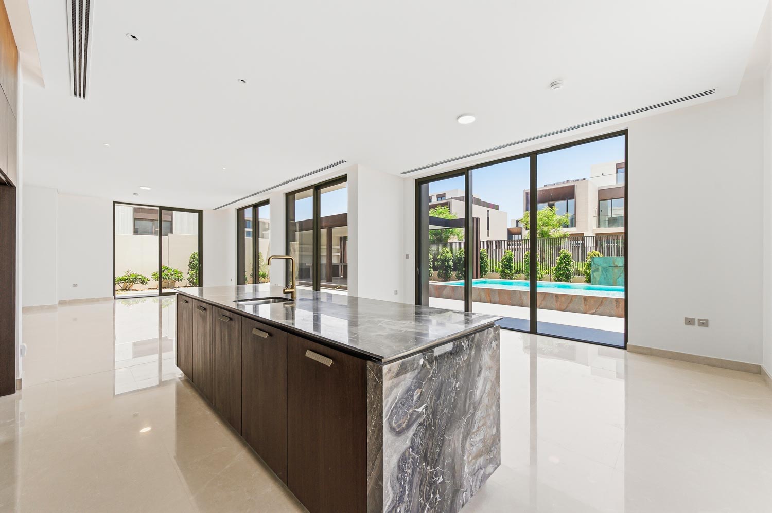 5 Bedrooms Villa in Palm Hills
