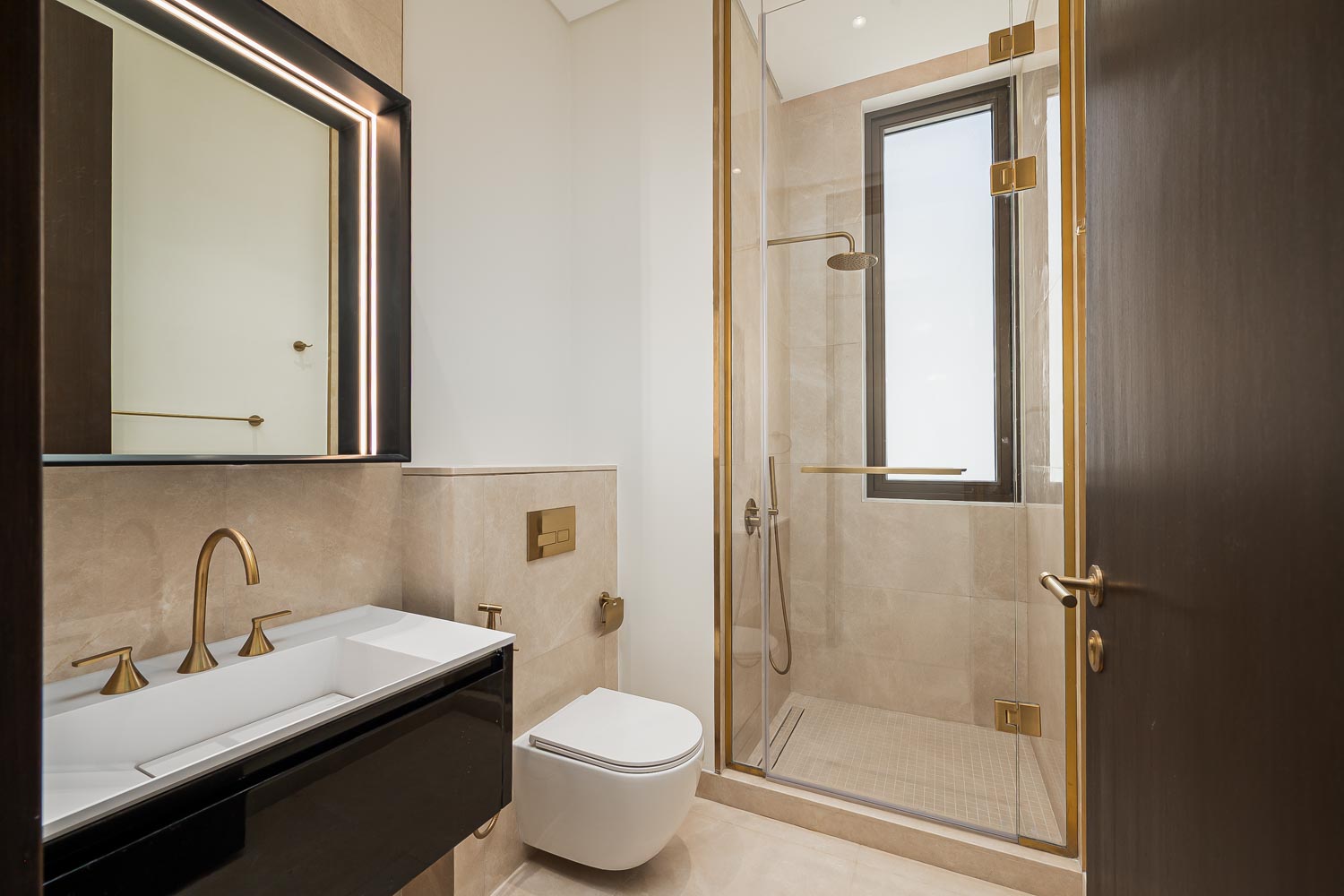 5 Bedrooms Villa in Palm Hills