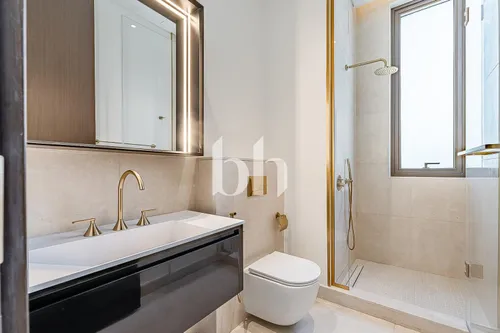 5 Bedrooms Villa in Palm Hills