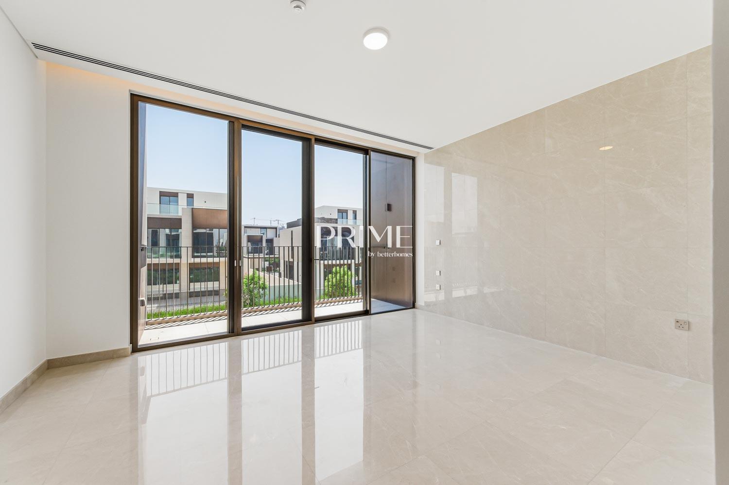 5 Bedrooms Villa in Palm Hills
