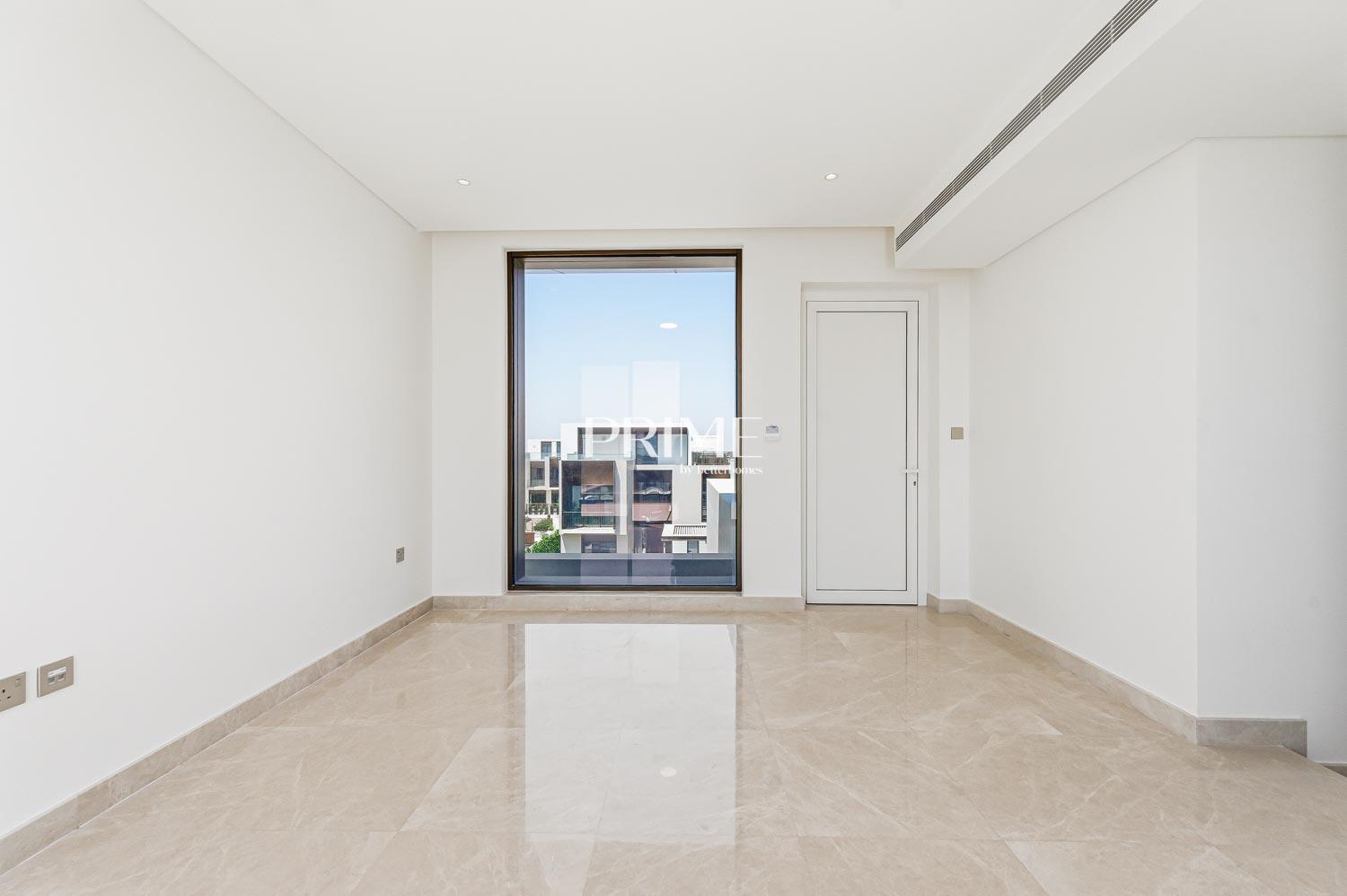 5 Bedrooms Villa in Palm Hills