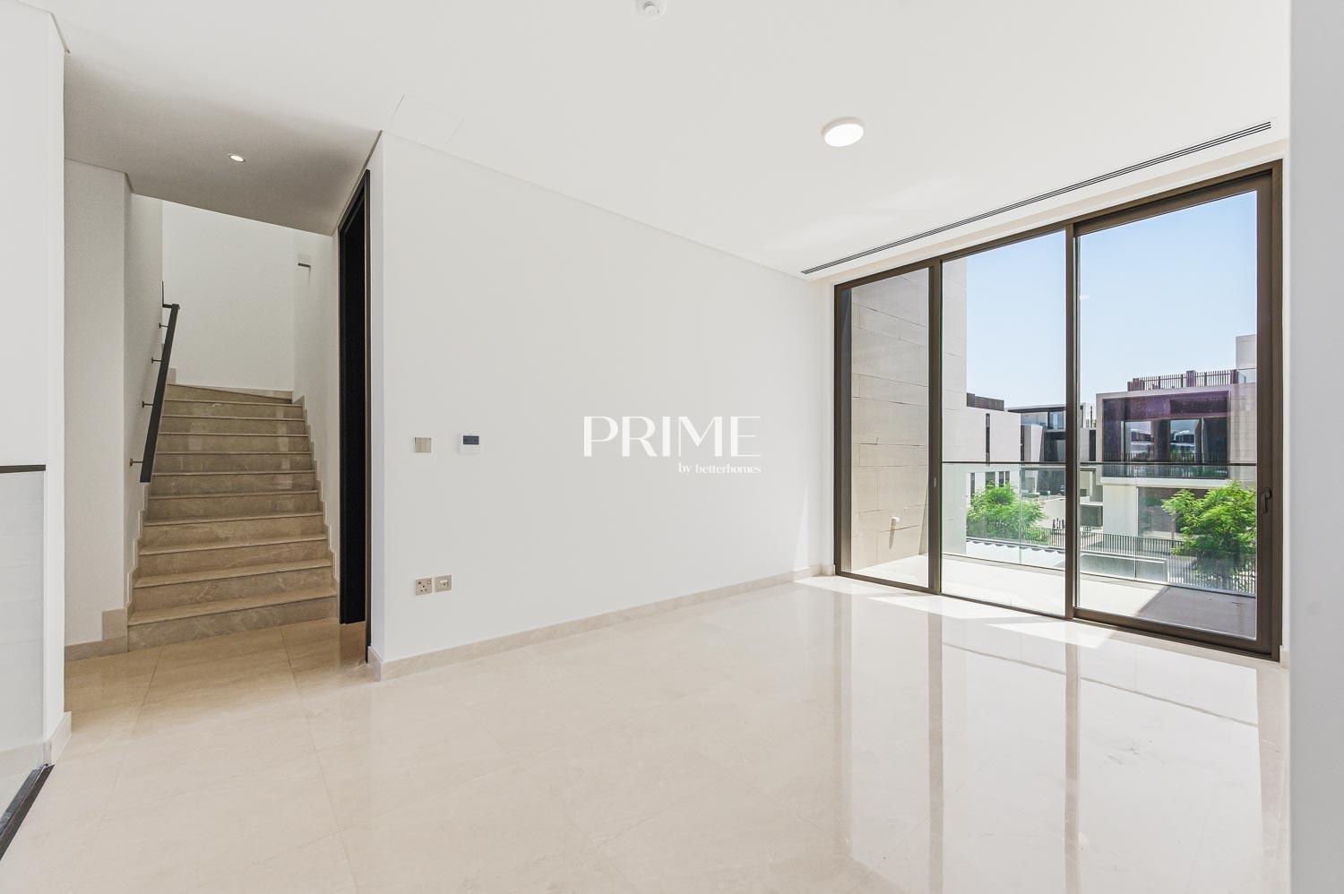 5 Bedrooms Villa in Palm Hills
