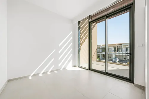 4 Bedrooms Villa in Greenviews 2