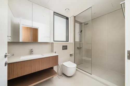 4 Bedrooms Villa in Greenviews 2